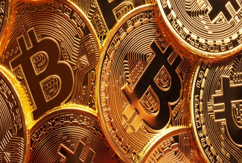$300 Billion: Bitcoin Price Boosts Crypto